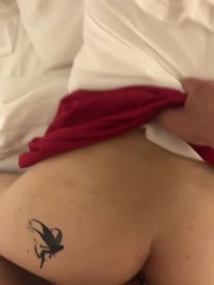 骚逼女同事被我强上,越喊不要越兴奋3-nai